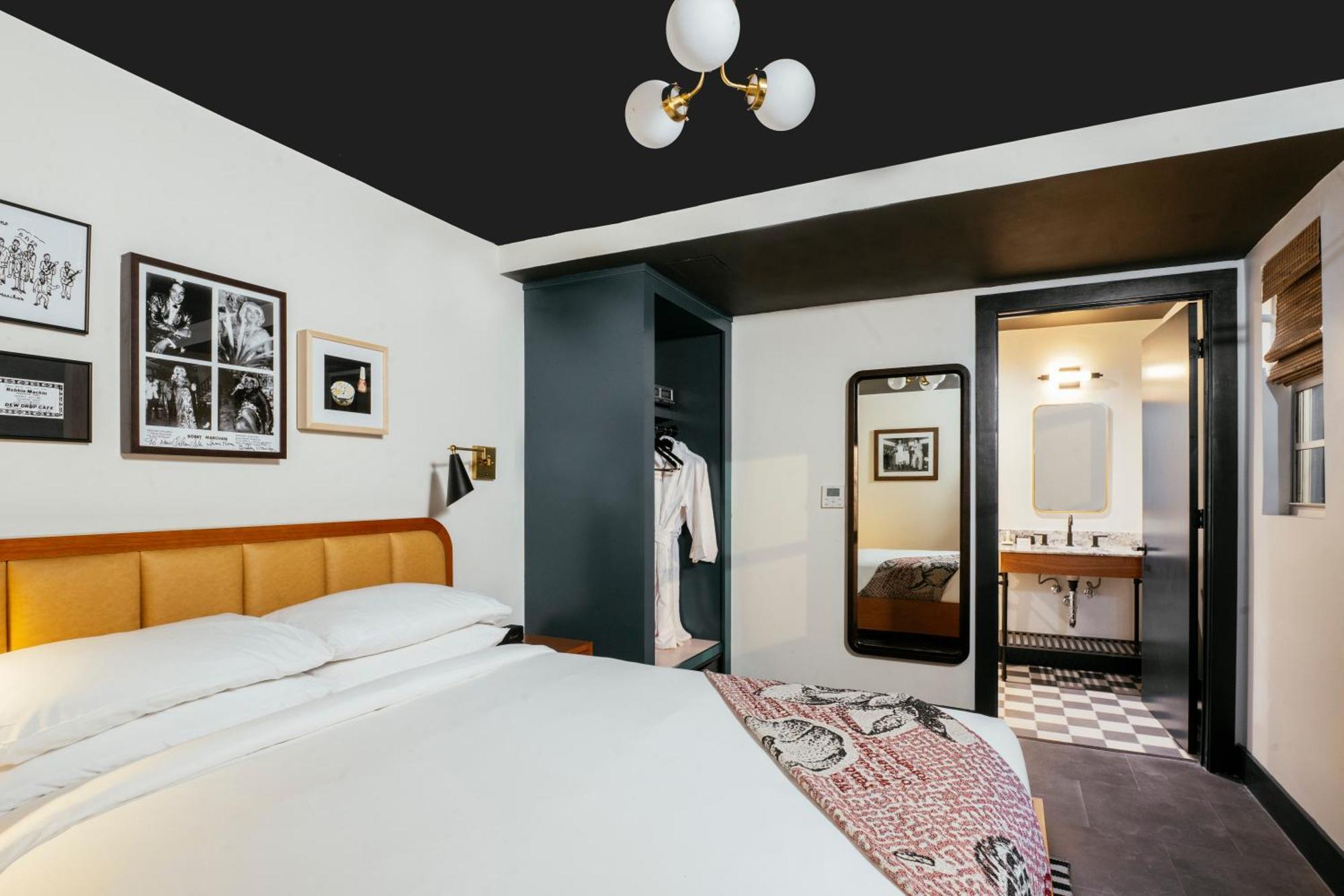 Dew Drop Inn Hotel & Lounge New Orleans Exterior photo